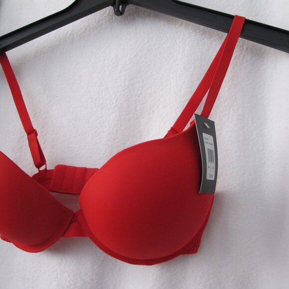 NWT - Frederick's of Hollywood Krystal Mega Push-Up Bra - 32D - Picture 2 of 11